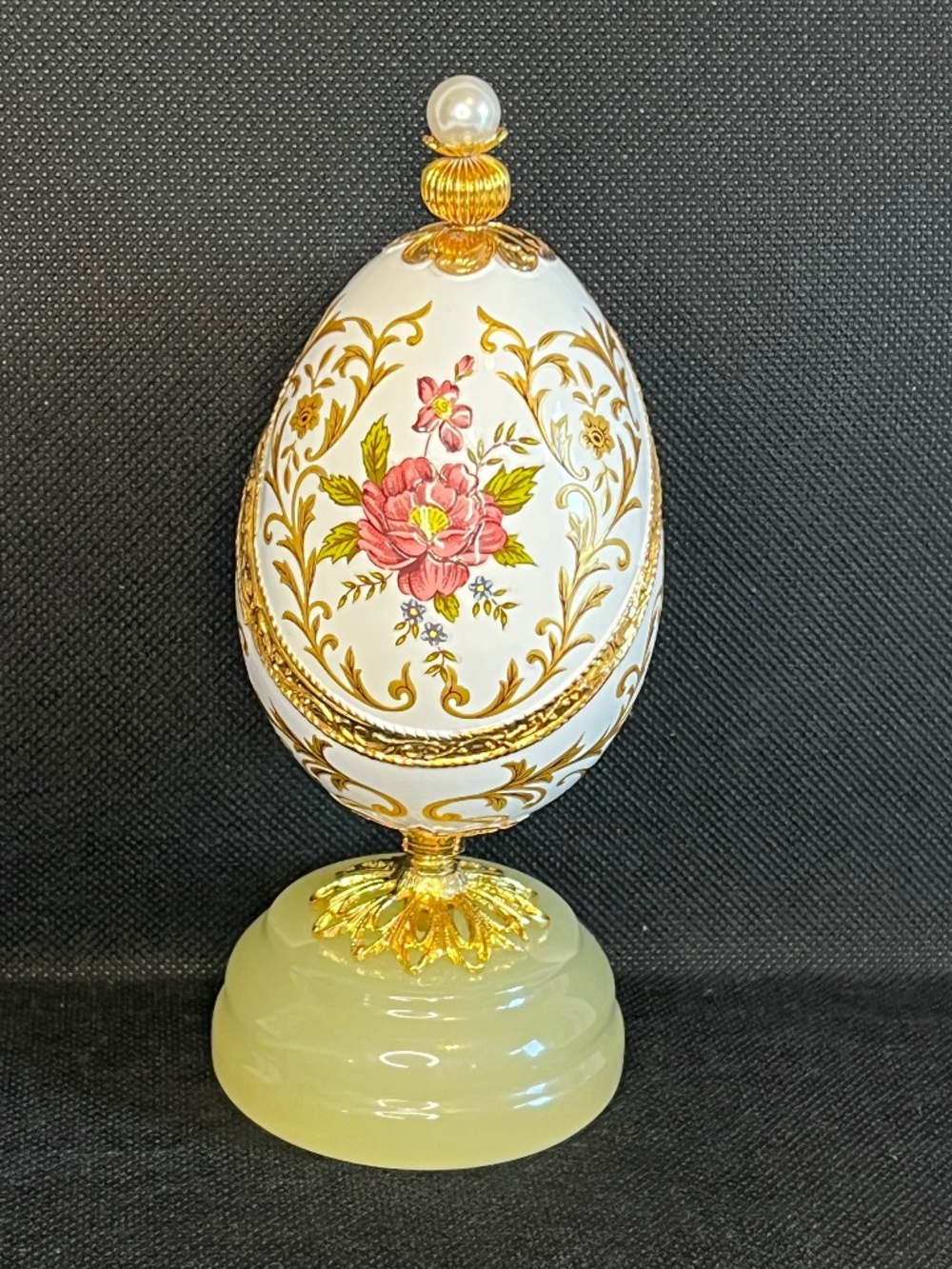 Vintage Japan Egg Music Box Splendid Egg Trinket Box “Music Of The Night”